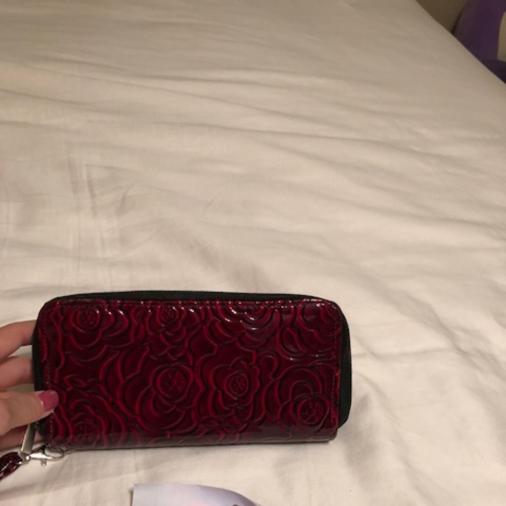 Rose Clutch!
